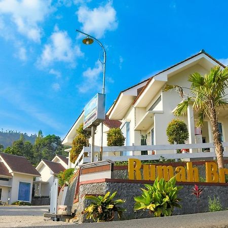 Villa Rumah Bromo Exterior photo